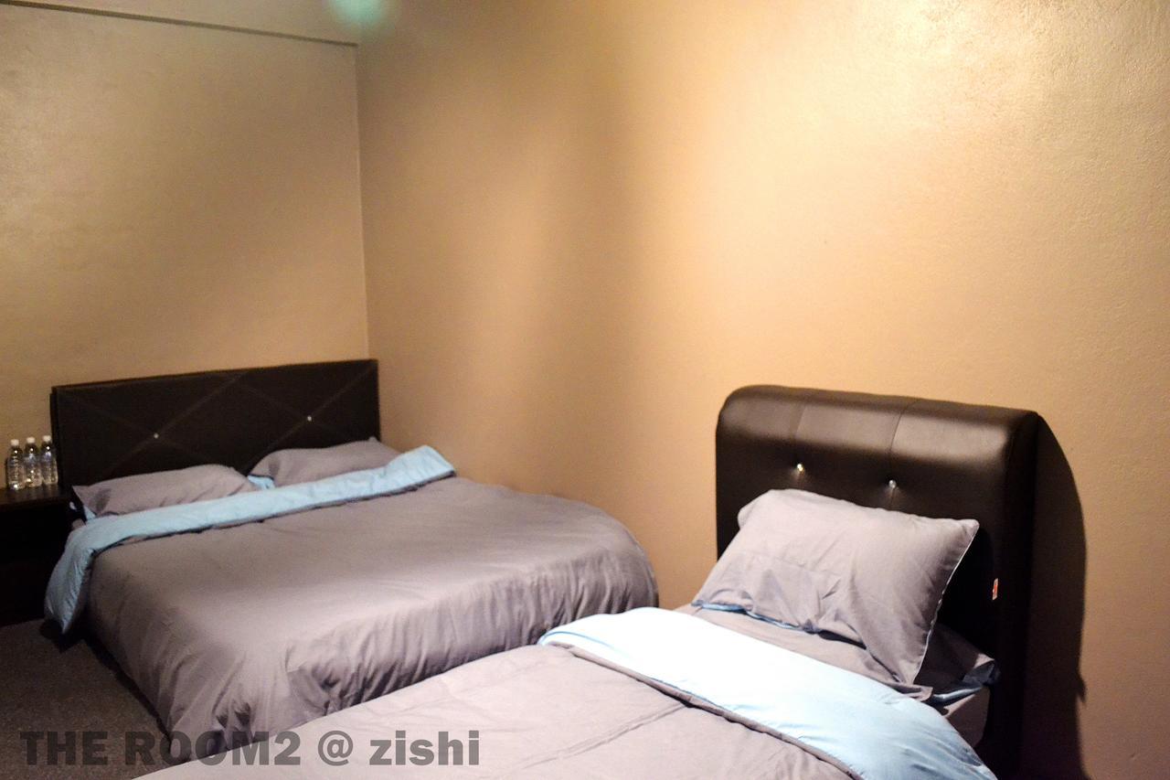 The Room2 @ Zishi Kota Bharu Szoba fotó